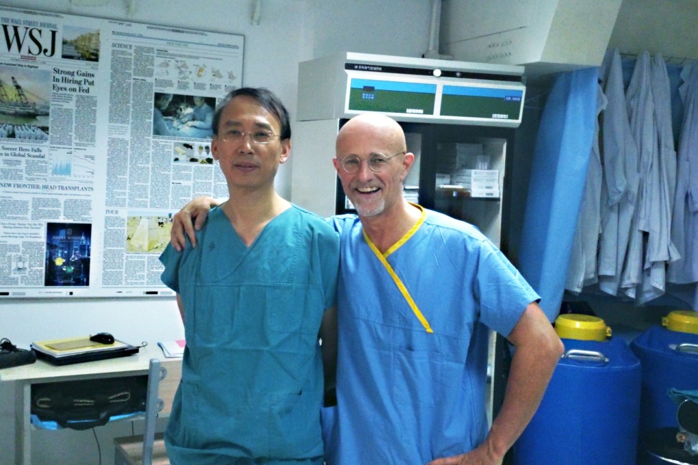 Surgeons Ren Xiaoping and Sergio Canavero say monkeys and dogs were able to walk again after their spinal cords were “fully transected” during surgery and then put back together again. Photo: Ooom / Canavero