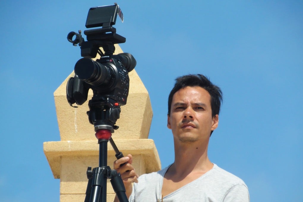 French-Chinese documentary maker Frédéric Tcheng on the set of one of his films. His latest is “Halston”, about the 1970s American fashion designer. He also made “Dior and I”.