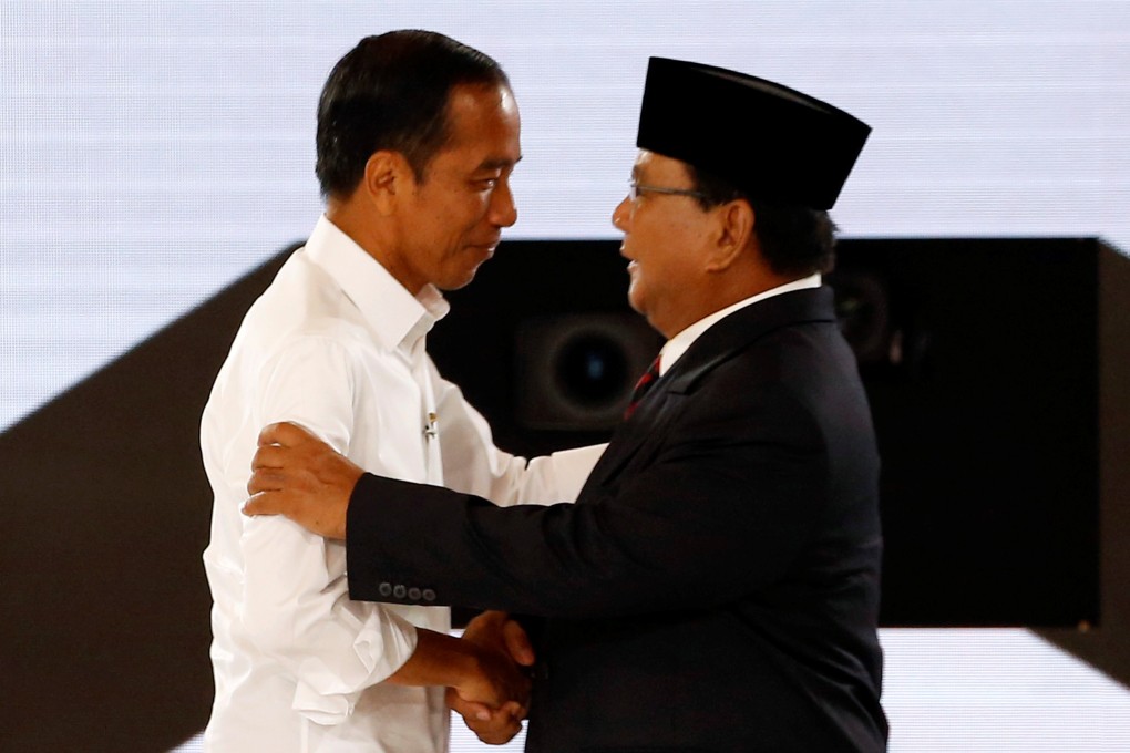 Indonesia’s presidential candidate Joko Widodo (left) and his opponent Prabowo Subianto. Photo: Reuters