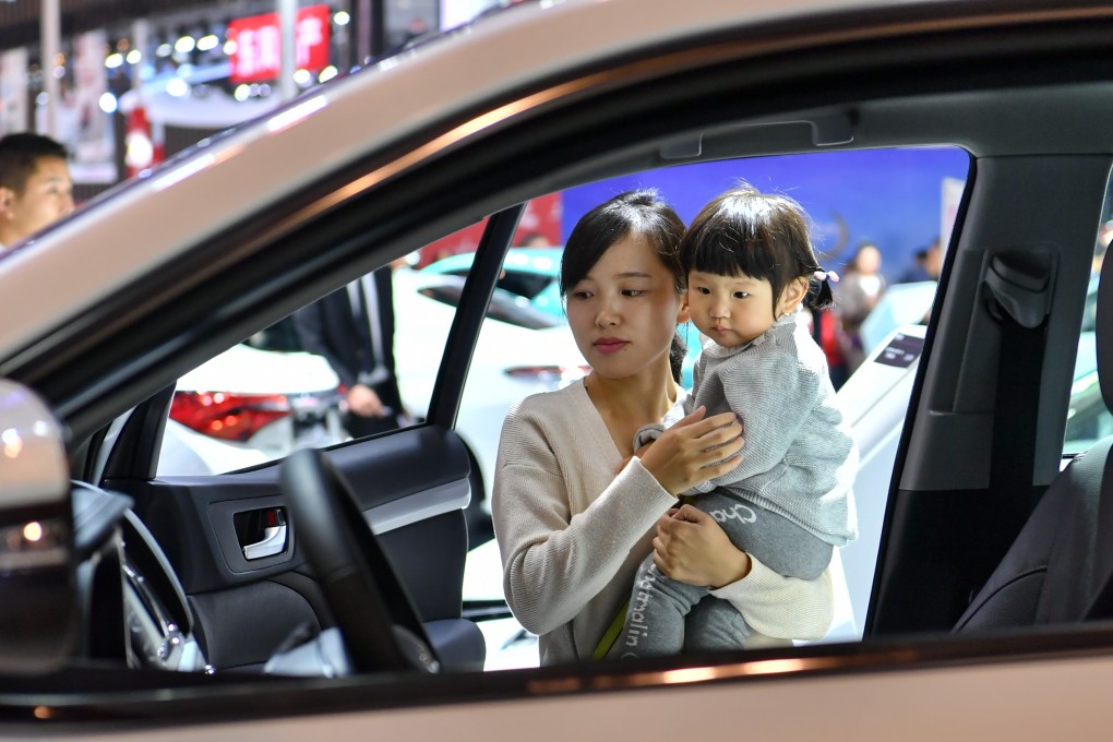 Visitors look at cars on display at Taiyuan International Automobile Exhibition in Taiyuan, the capital of north China’s Shanxi province, in October 2018. Consumer confidence remains weak due to concerns over a slowing economy, job prospects and housing market uncertainties. Photo: Xinhua