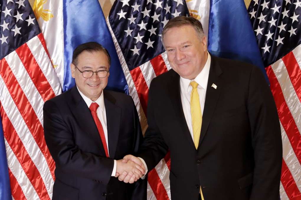 Philippine Foreign Affairs Secretary Teodoro Locsin Jnr and US Secretary of State Mike Pompeo. Photo: AP