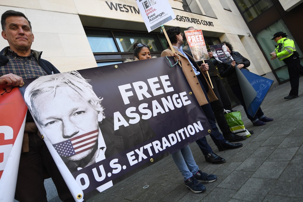 Supporters of Julian Assange rally for his release outside Westminster Magistrates’ Court in London, Britain on Thursday. Photo: EPA-EFE