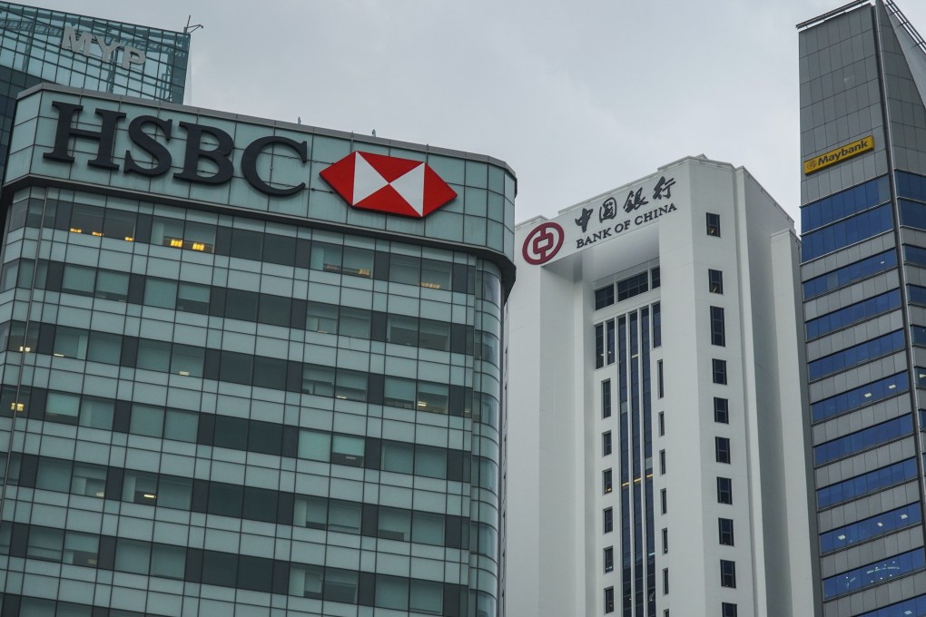 HSBC officials warned at an annual meeting on Friday in the UK that global growth is slowing. An image of the HSBC logo at Collyer Quay in Raffles Place, Singapore. Photo: Roy Issa