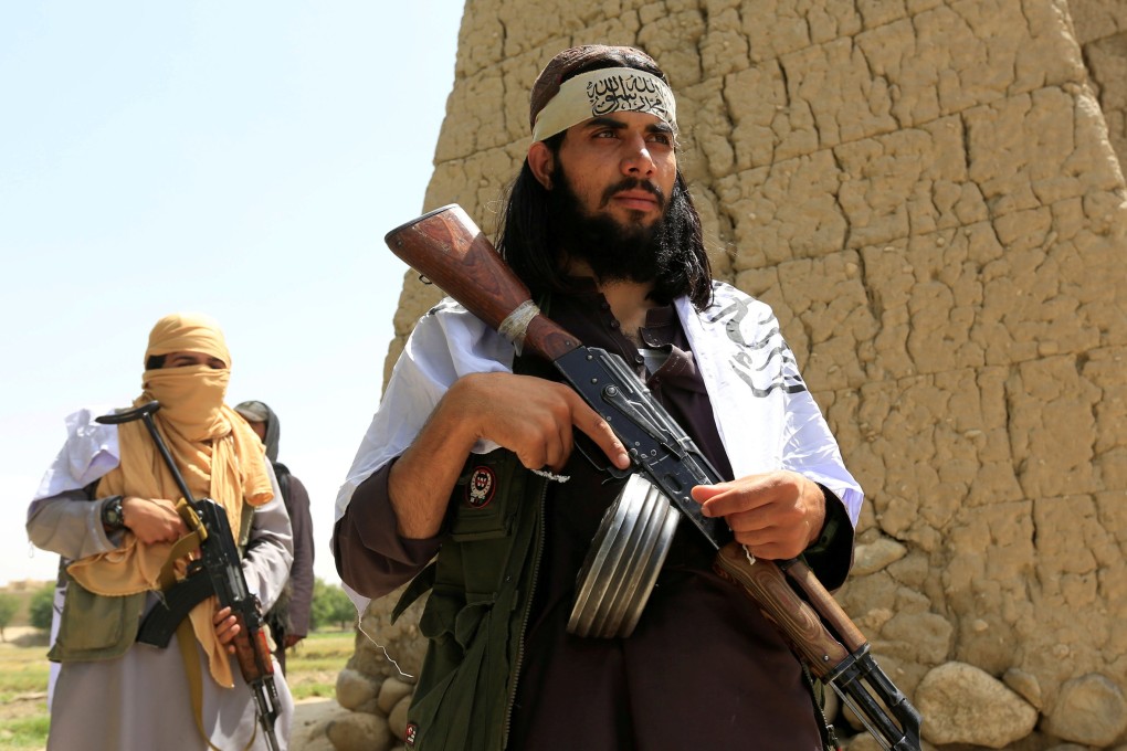 Taliban fighters pictured after a ceasefire on June 16 in Nangarhar province’s Ghanikhel district, Afghanistan. Photo: Reuters