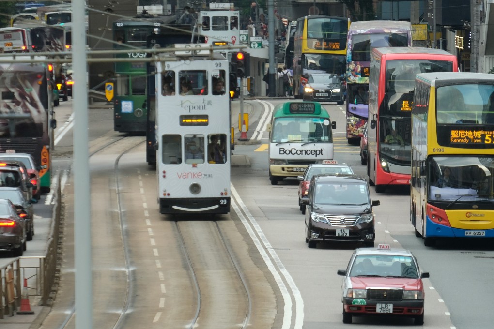 Transport in Hong Kong. Photo: Fung Chang