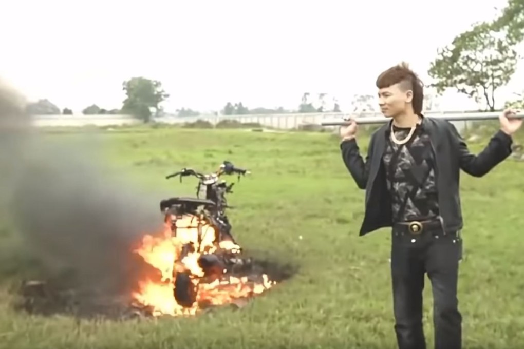 Kha Banh in one of his viral videos. Photo: YouTube