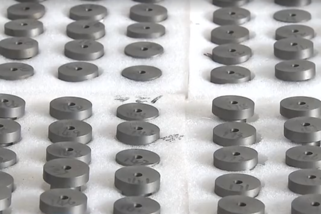 Researchers say they have developed a ceramic-metal material that can withstand temperatures up to 3,000 degrees Celsius. Photo: Hunan TV