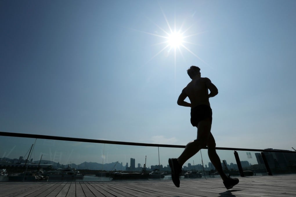 The temperature hit 31.5 degrees Celsius on the hottest day in April. Photo: Nora Tam