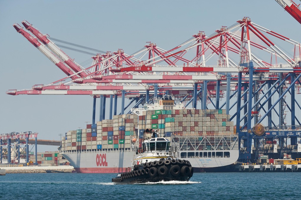 The sale in July 2017 of Long Beach Container Terminal, California, to Cosco Shipping Holdings raised a red flag with US security agencies USA. Photo: Alamy