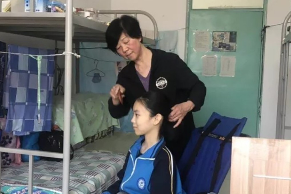 Liu Xuannuo and her grandmother Zhang Ruixin live together in a school dormitory in Wuqiang county, Hebei province. Photo: Weibo