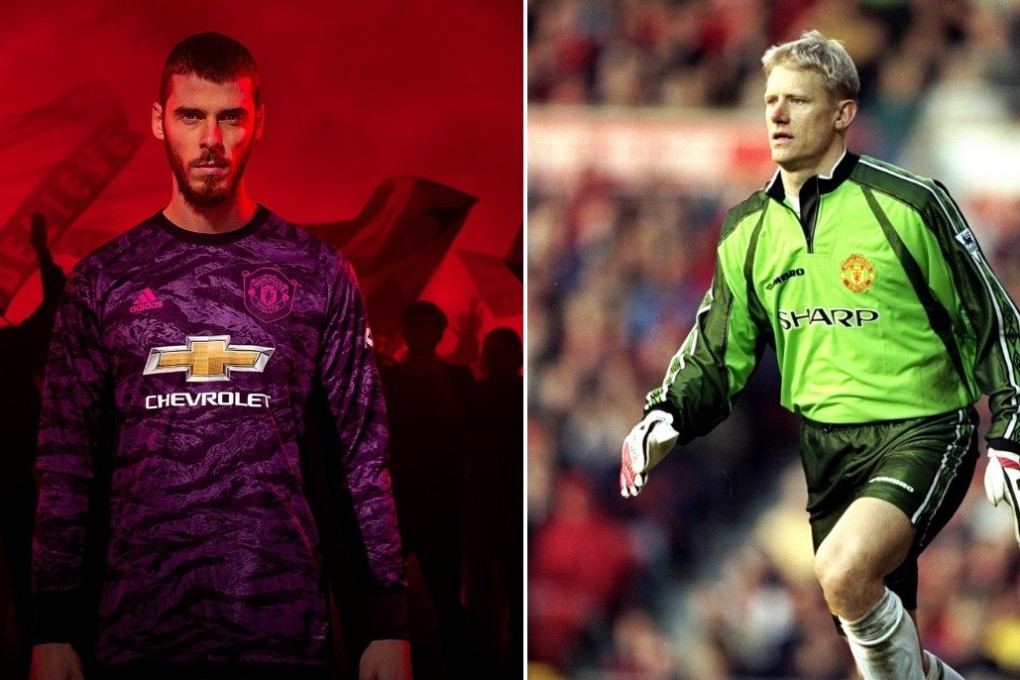 Manchester United’s David de Gea models the new purple goalkeeper kit, which is apparently based on Peter Schmeichel’s green kit from 1999. Photos: Twitter