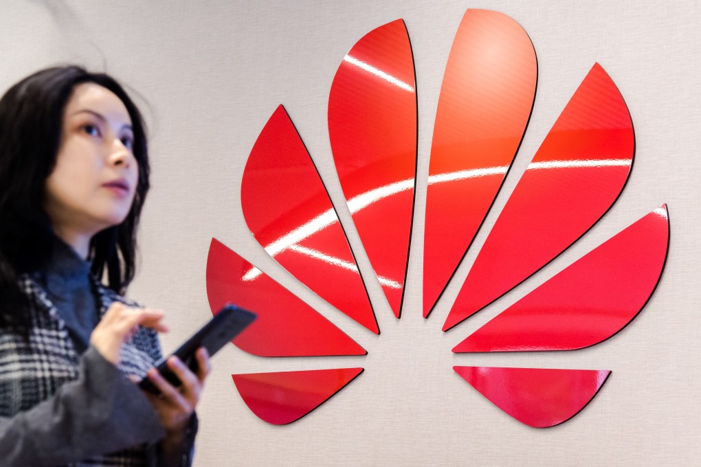 British and Japanese mobile phone companies said they are putting on hold plans to sell new devices from Huawei. Photo: Bloomberg