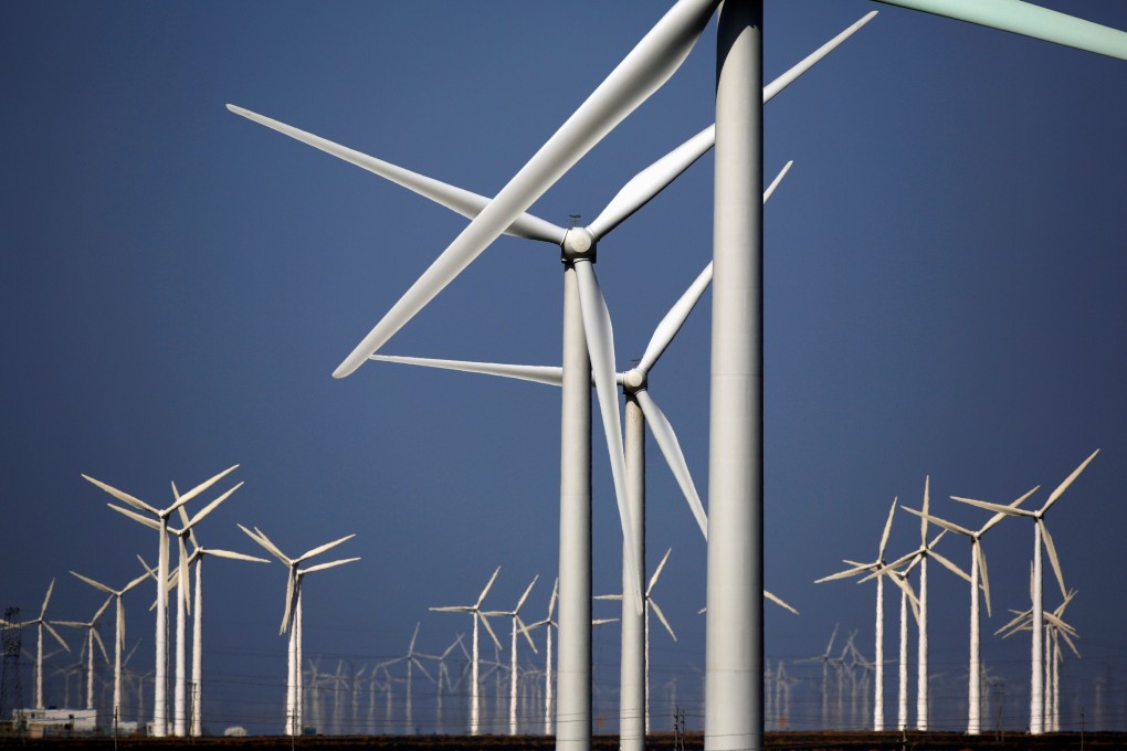 Wind turbines at a farm project in Guazhou, Gansu Province. Photo: Reuters