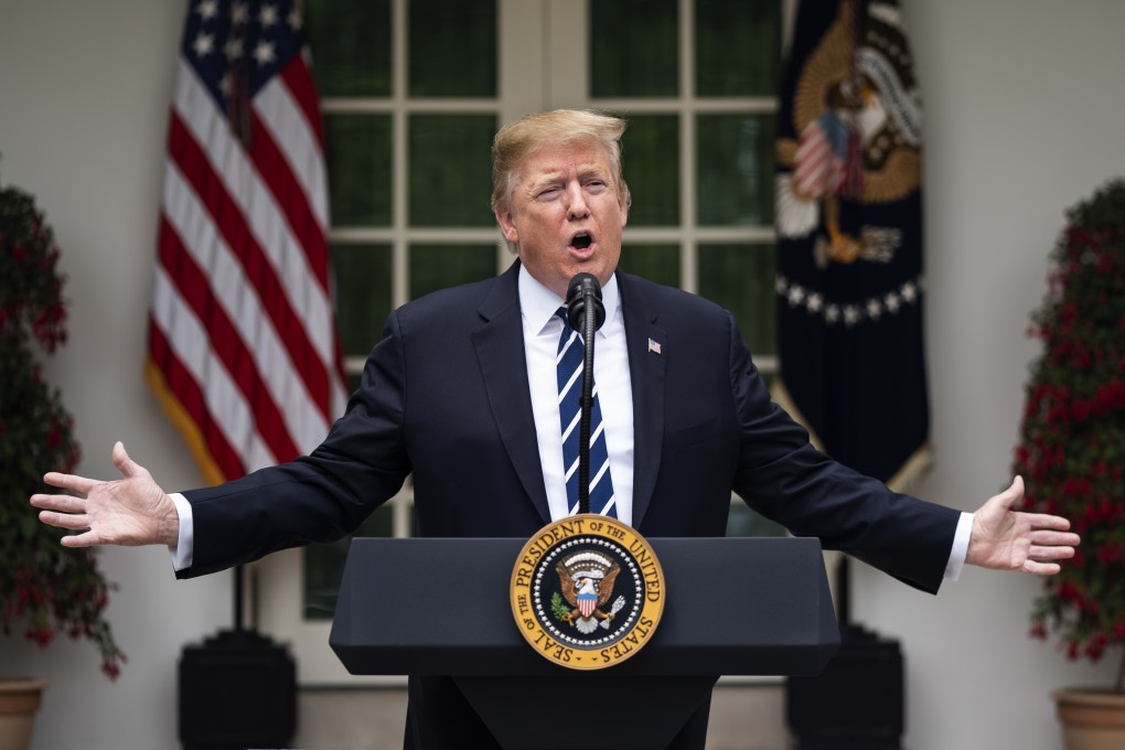 US President Donald Trump recently signed an order that could restrict Chinese telecommunications companies from selling their equipment in the United States. Photo: EPA-EFE