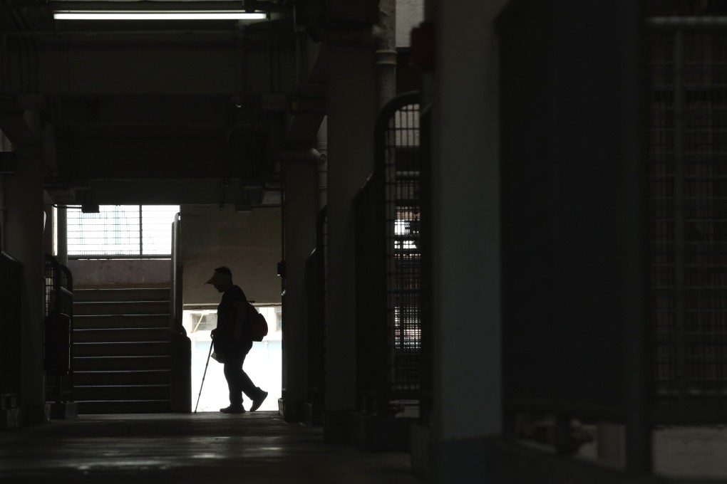 Yue Kwong Chuen, a Housing Society estate in Aberdeen. The take-up rate of a scheme that allows 13,000 owners of Housing Society subsidised flats to rent out spare rooms has been dismal. How was the policy formulated? Photo: Felix Wong