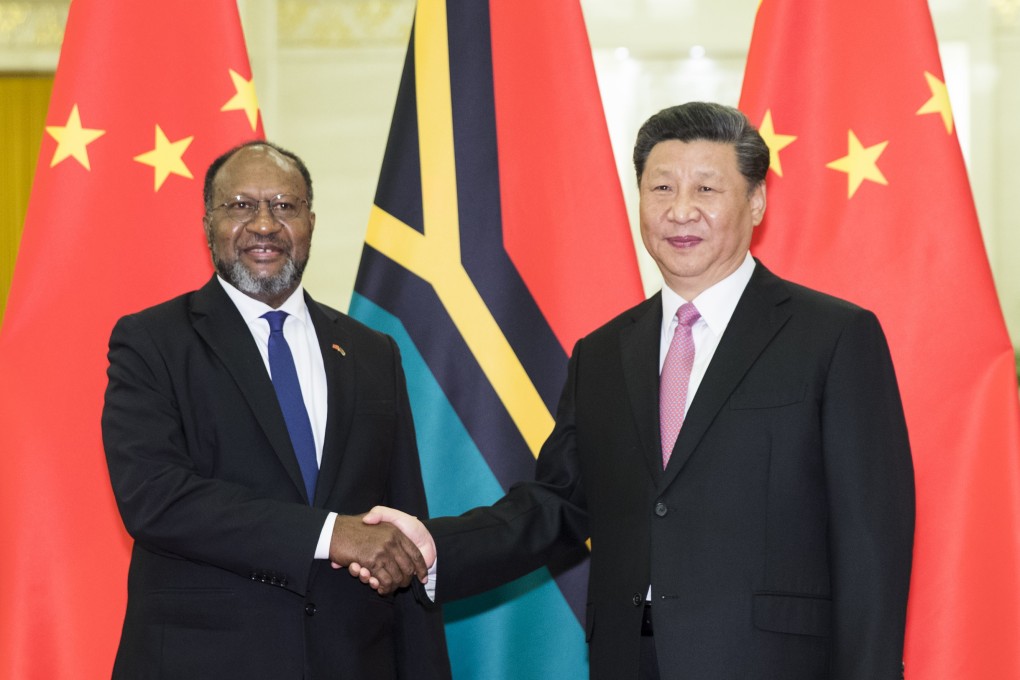 Vanuatu Prime Minister Charlot Salwai (left) and Chinese President Xi Jinping, who says Beijing is not seeking a ‘sphere of influence’ in the Pacific. Photo: Xinhua