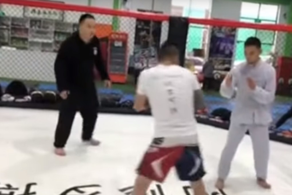 The bout in Chengdu between a professional MMA fighter and wing chun practitioner doesn't last long. Photos: YouTube