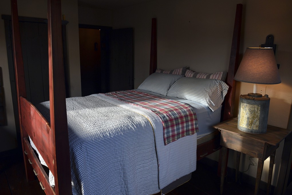 Dozing off to late-night TV or sleeping with other lights on may mix up your body clock and lead to weight gain and even obesity, according to a new study. Photo: AP