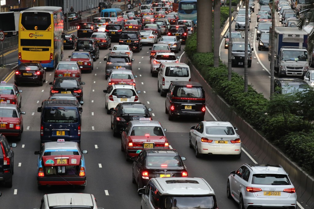Hong Kong will have to cut back on the use of fossil fuel vehicles. Photo: Dickson Lee