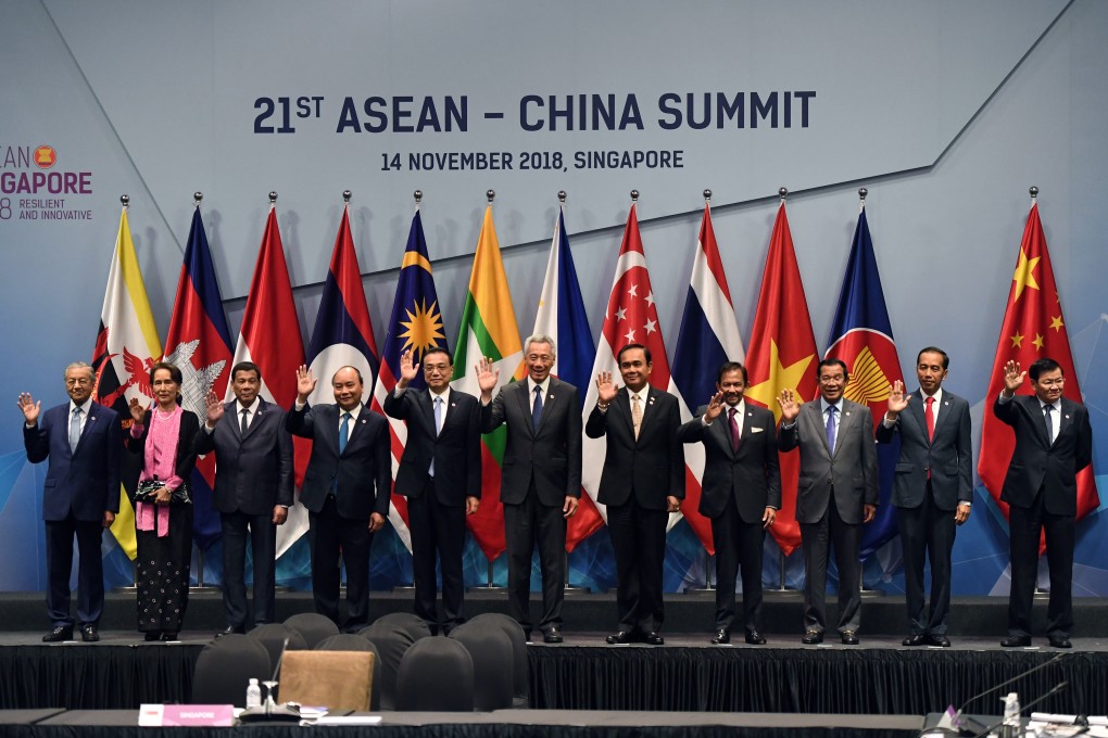 Singapore’s Prime Minister Lee Hsien Loong (centre) and Indonesia’s President Joko Widodo (second from right) with other regional leaders at last year’s Asean-China summit in Singapore. Photo: AFP