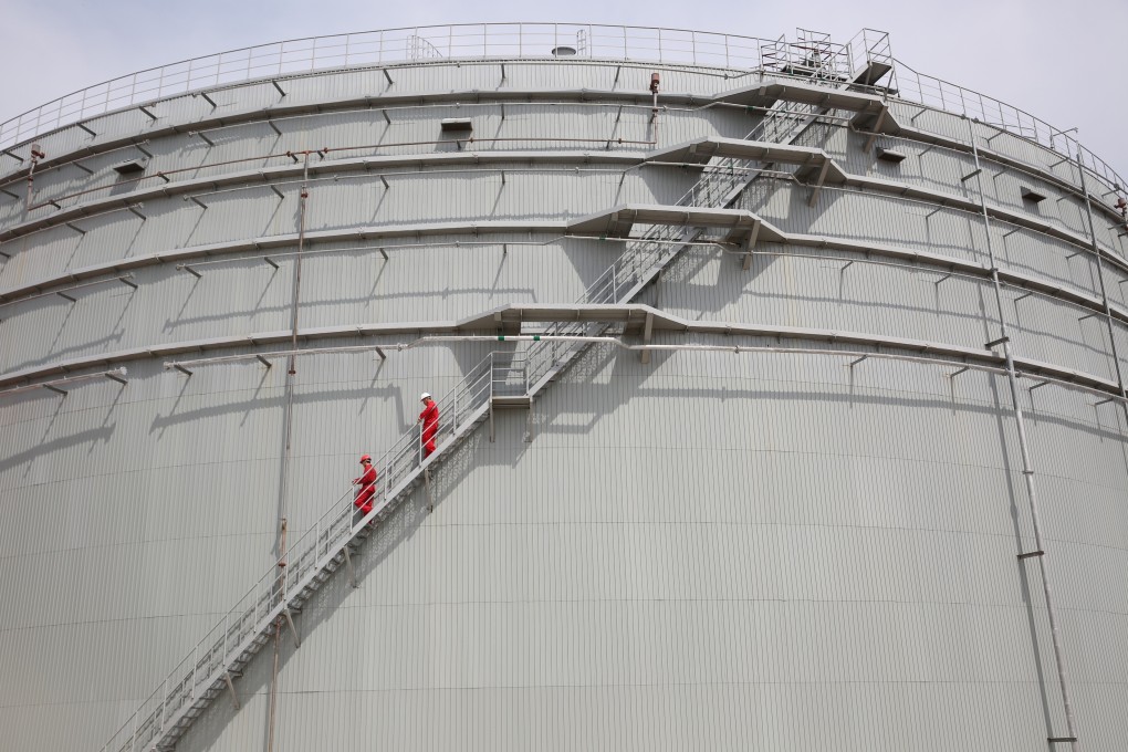 The State-owned Asset Supervision and Administration Commission (SASAC) set the target for the enterprises under its direct control, including state-owned oil and electric companies, with China’s overall industrial profits shrinking and economy slowing. Photo: Xinhua