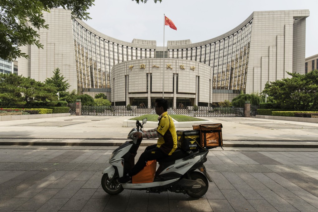 The Chinese government has scaled back efforts at curbing debt levels, instead turning to infrastructure investment and consumer spending as a means of encouraging growth, with the policies enjoying popular support among many scholars. Photo: Bloomberg