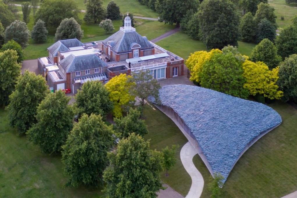 Overhead view of Junya Ishigami’s summer pavilion (right) at London’s Serpentine Gallery. Photo: Iwan Baan