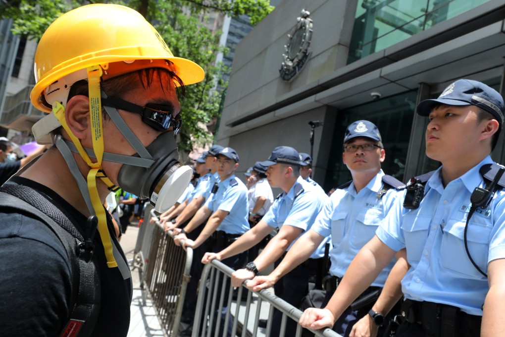 No doubt many of the angry young people who laid siege to the police headquarters in Admiralty for 15 hours were fired by fierce idealism. Photo: Dickson Lee