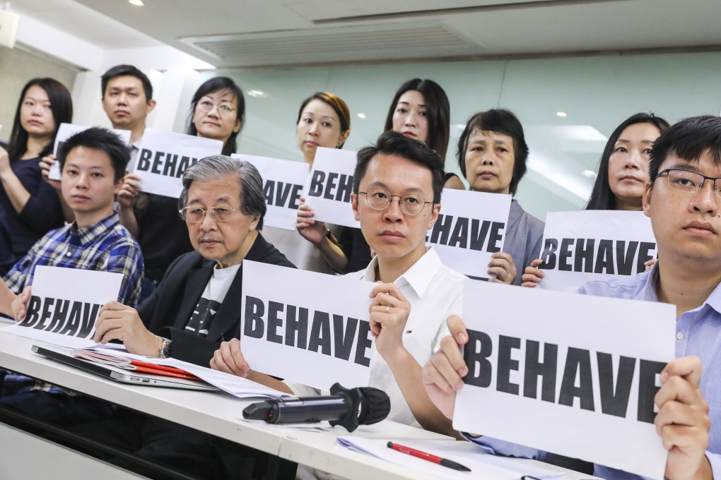 Medical and legal professionals have some advice for police officers at hospitals. Photo: K.Y. Cheng