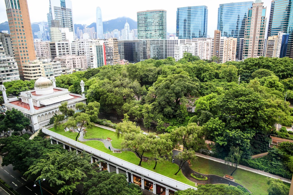 The development will create all-weather walkways, community facilities, shops, restaurants and car parks under the park. Photo: Shutterstock.