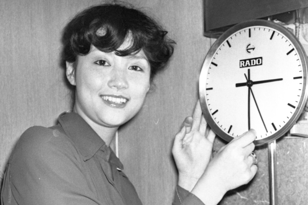 A model explains daylight saving in Hong Kong in 1979. Photo: SCMP