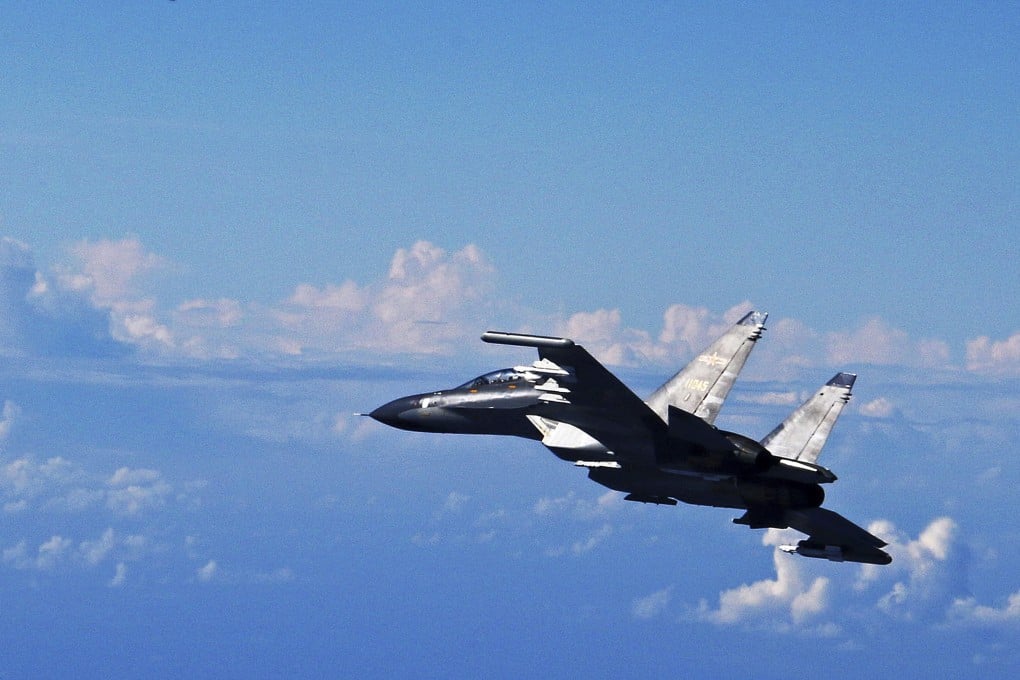A People's Liberation Army Su-30 fighter takes part in a drill near the East China Sea in September 2016. Photo: Xinhua via AP