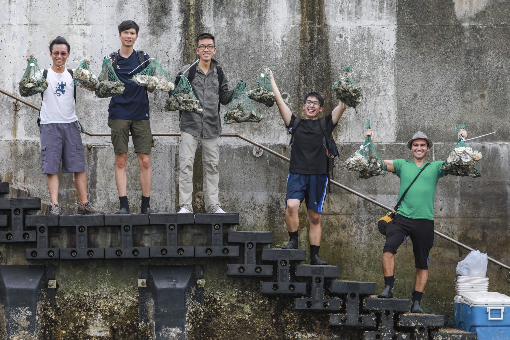 (L-R) Leung Wai-lim, ecologist; Leung On-sang, ecologist; Ryan Ho Chun-ming, ecologist, ; Lo Chi-chiu, HKU graduate student; Juan Carlos Astudillo, HKU Post-doctoral fellow. Photo: May Tse