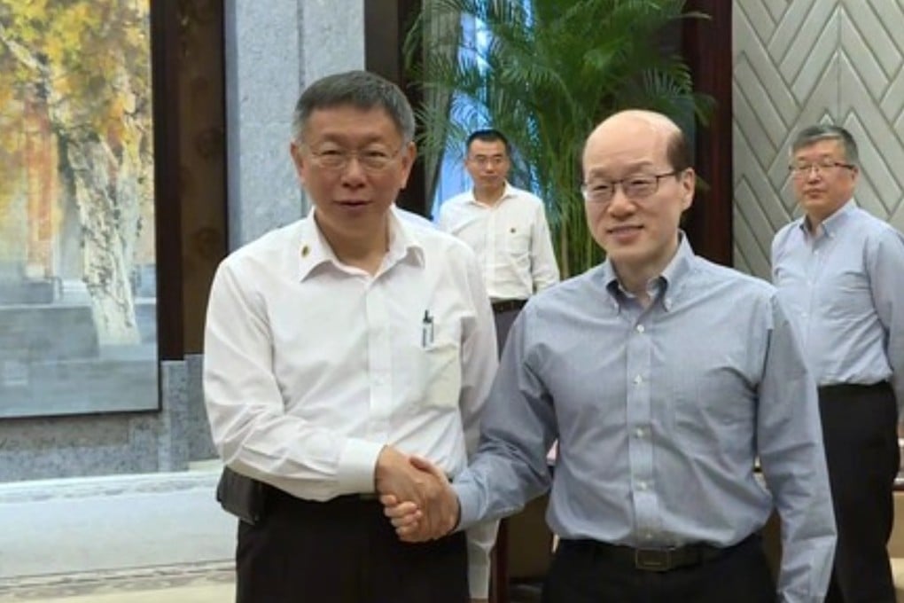 Taipei mayor Ko Wen-je meets Liu Jieyi, head of mainland’s Taiwan Affairs Office in Shanghai on Friday. Photo: Handout