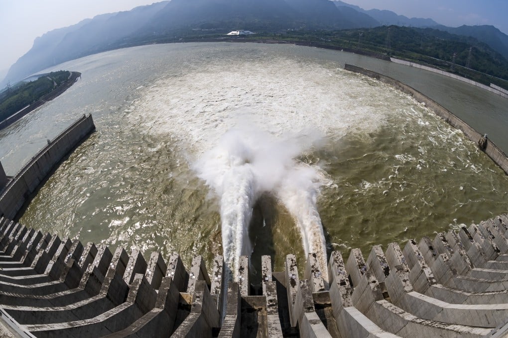 Experts have moved to reassure the public that China’s Three Gorges Dam on the Yangtze River is in no danger, after rumours of warping spread on social media. Photo: Xinhua