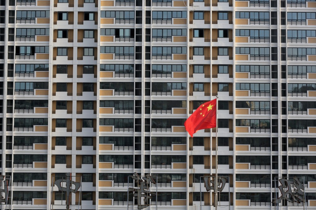 Chinese developers are turning to overseas bond markets after a wave of aggressive land purchases pushed up prices, prompting a domestic credit clampdown. Photo: Reuters
