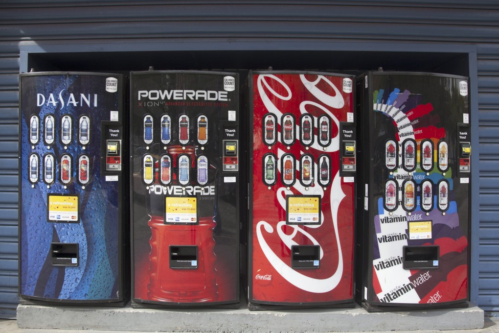 Consuming soft drinks and fruit juices, which are high in sugar, is linked to an increased risk of cancer by new research. Photo: Alamy