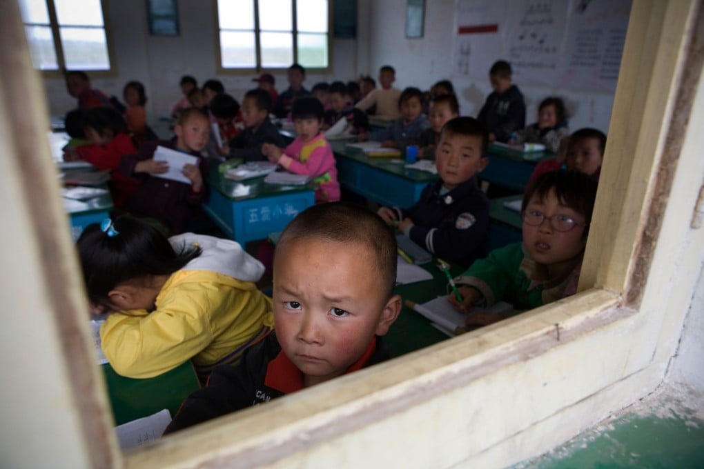 China’s left-behind children may suffer psychological problems including juvenile delinquency. Photo: Alamy