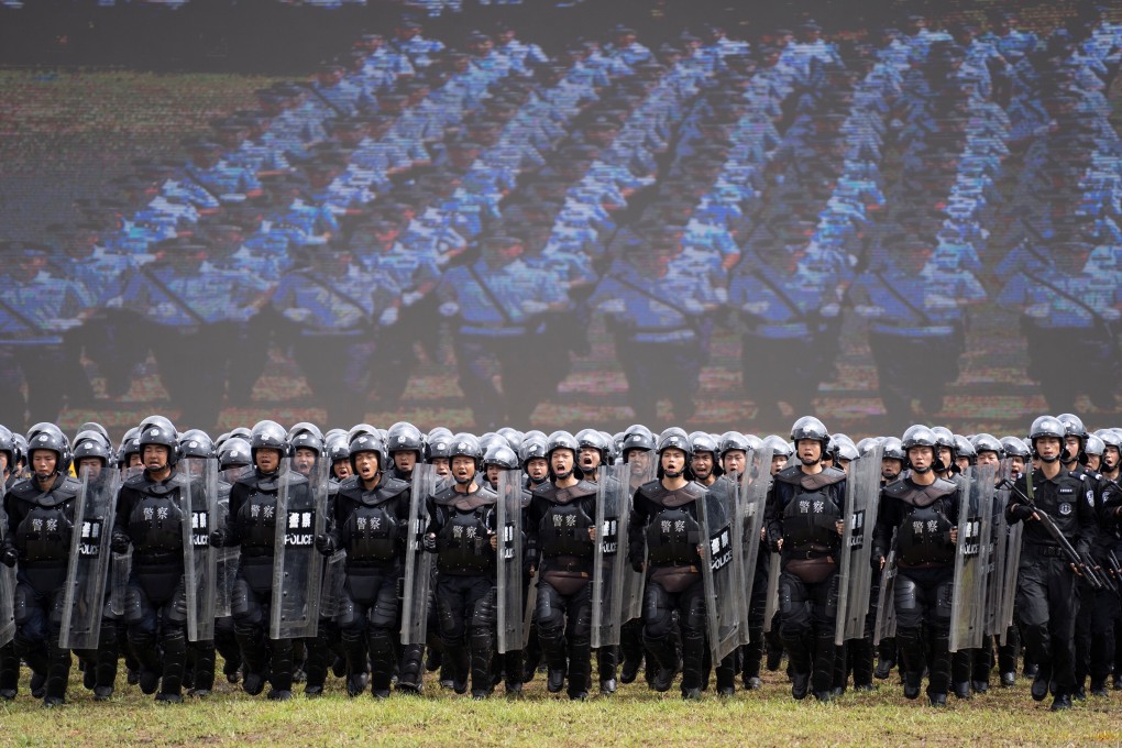 About 190,000 Chinese police officers took part in an exercise in Guangdong province on Tuesday. Photo: Reuters