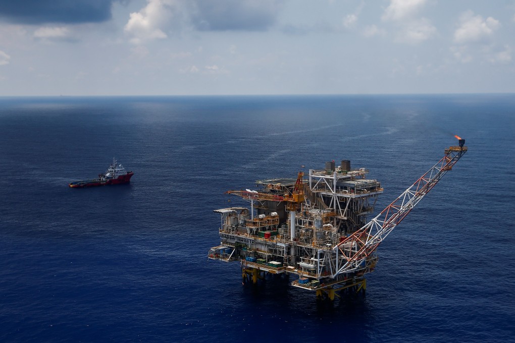 Vietnam has deployed oil and gas platforms in the South China Sea, operated by Rosneft. Photo: Reuters
