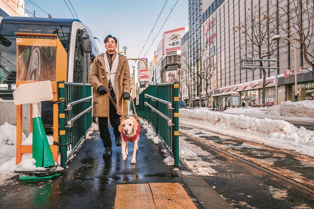 Simon Yam stars in the film Little Q as a visually impaired man whose life gets new meaning after getting a guide dog.