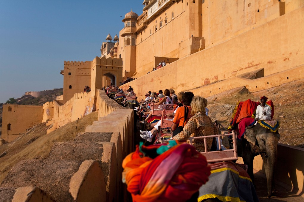 Jaipur protesters have called to ban elephant joyrides at India’s Amber Fort. Photo: Alamy
