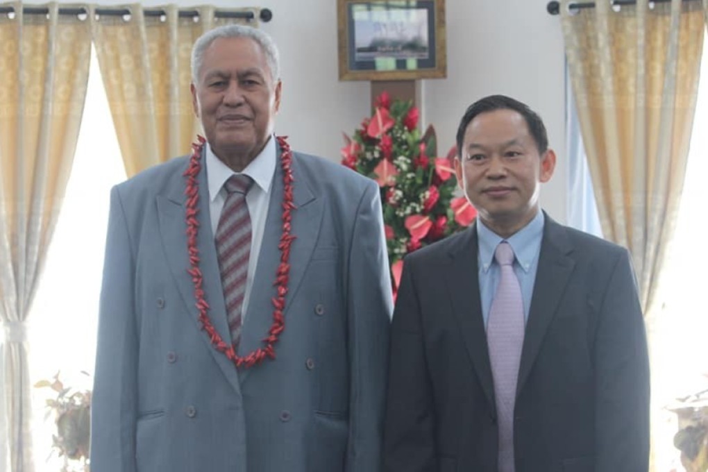 Samoa’s head of state His Highness Tuimalealiifano Vaaletoa Sualauvi II (left) with Chinese ambassador Chao Xiaoliang in April. Photo: Facebook