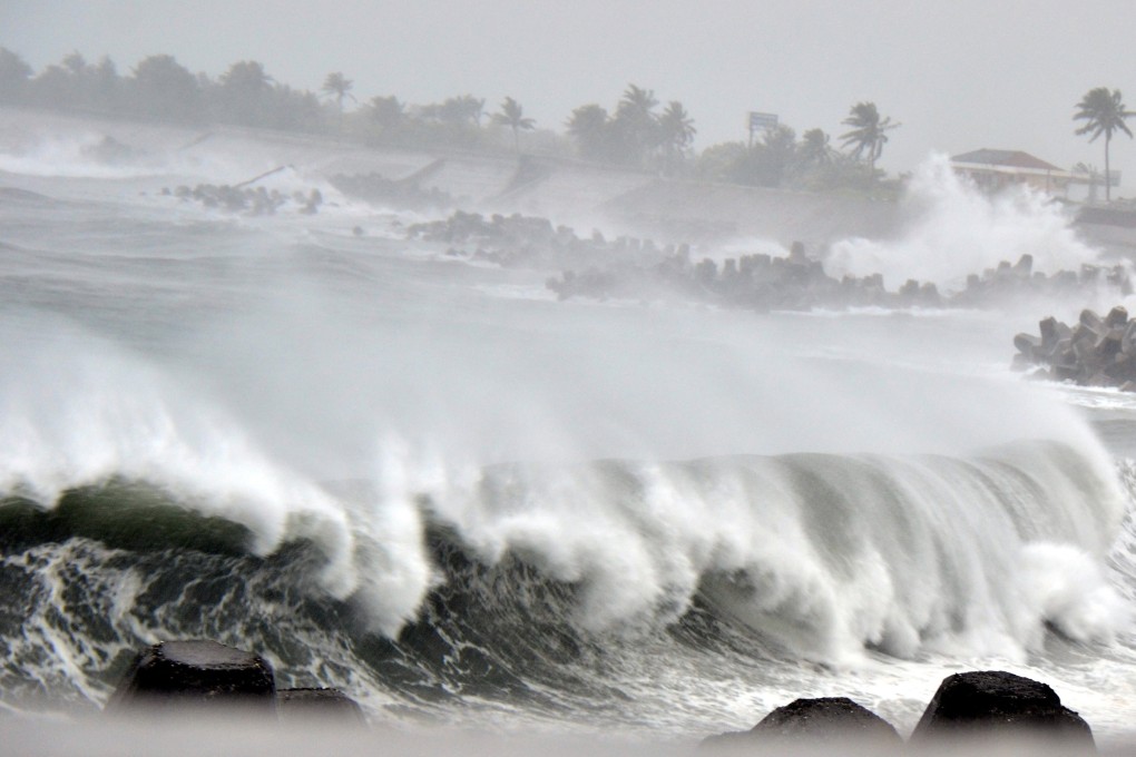 The Guangdong region, including Hong Kong, experienced very hot weather under the influence of the tropical cyclone. Photo: Handout