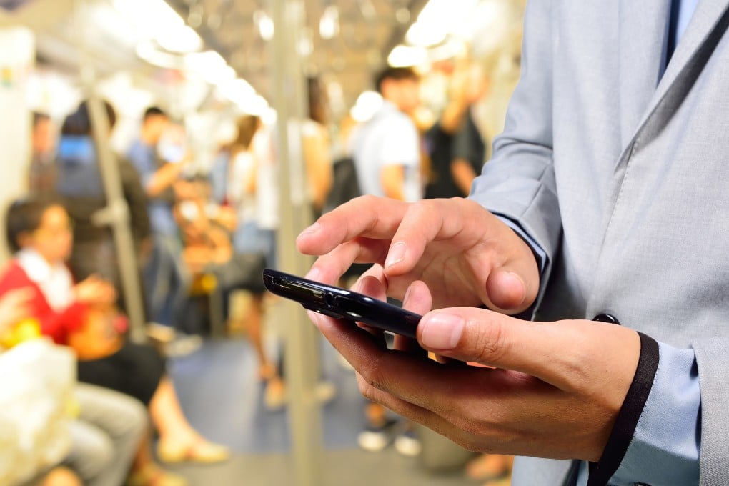 Cities across China are listening to the complaints of commuters and ordering owners of noisy mobile phones and music devices to turn them down and wear earphones. Photo: Shutterstock