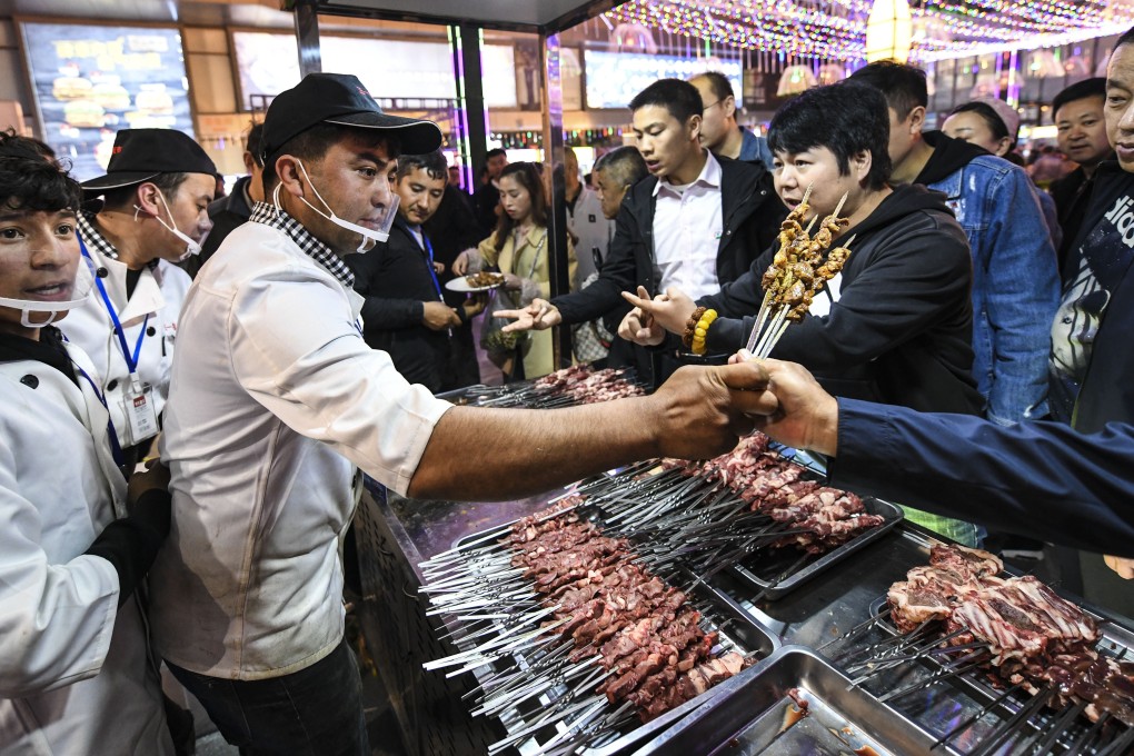 Since July, in urban areas including the major cities of Shanghai, Beijing, Guangzhou and Shenzhen, local governments have unveiled a series of measures to stimulate night-time consumption in a bid turn their cities into world-class “nightlife capitals.” Photo: Xinhua