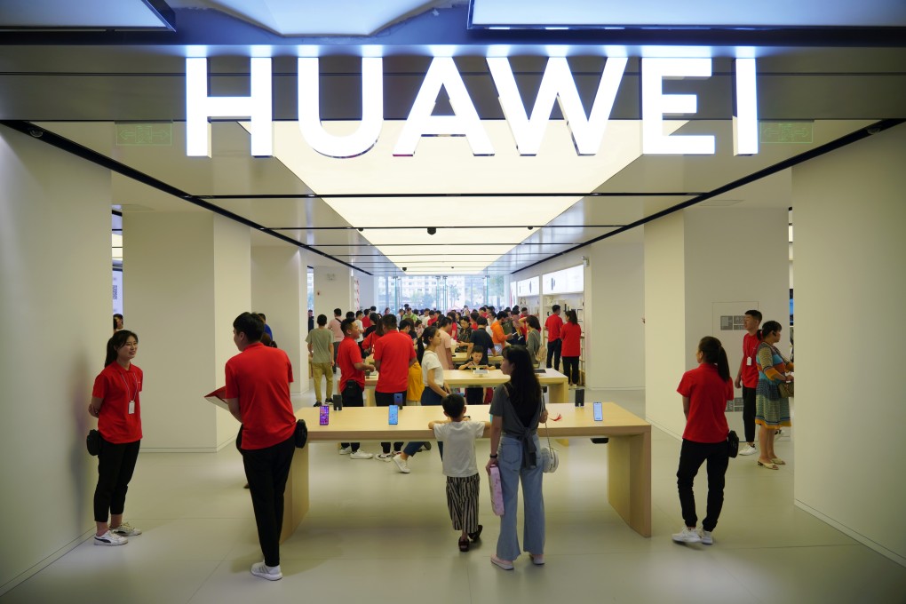 A newly opened Huawei store in Xian, Shaanxi province. A 90-day extension for US companies to supply the Chinese telecoms giant has not provided much relief. Photo: Reuters
