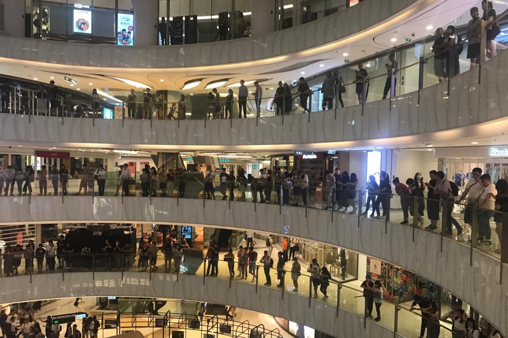 Protesters gather at Moko shopping mall in Mong Kok. Photo: Yujing Liu