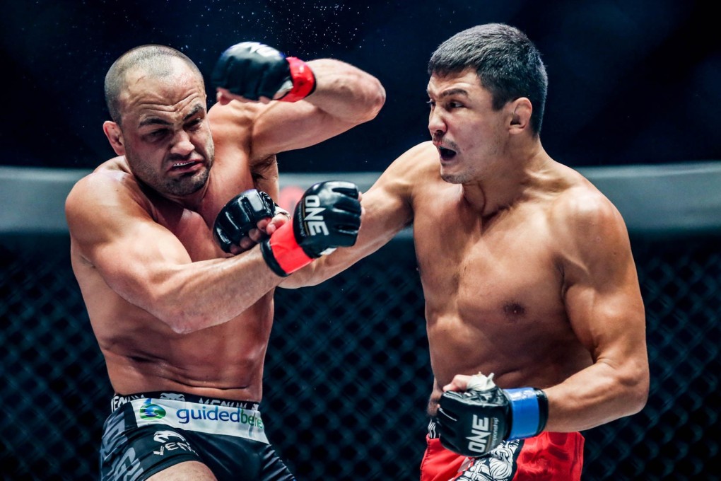 Timofey Nastyukhin hits Eddie Alvarez at One Championship: A New Era in Tokyo. Photo: One Championship