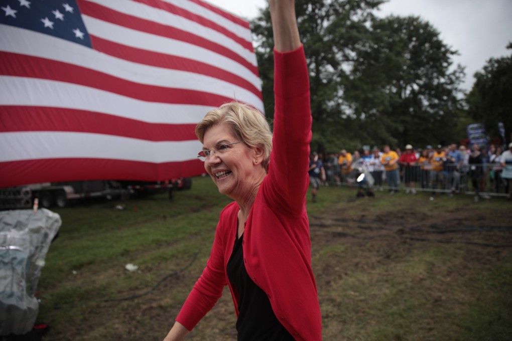 Democratic presidential candidate Senator Elizabeth Warren greets supporters at the Polk County Democrats' Steak Fry. Photo: AFP